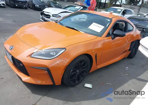 2023 Toyota Gr86 10Th Anniversary Special Edition from USA, damaged, VIN JF1ZNBH18P8755397